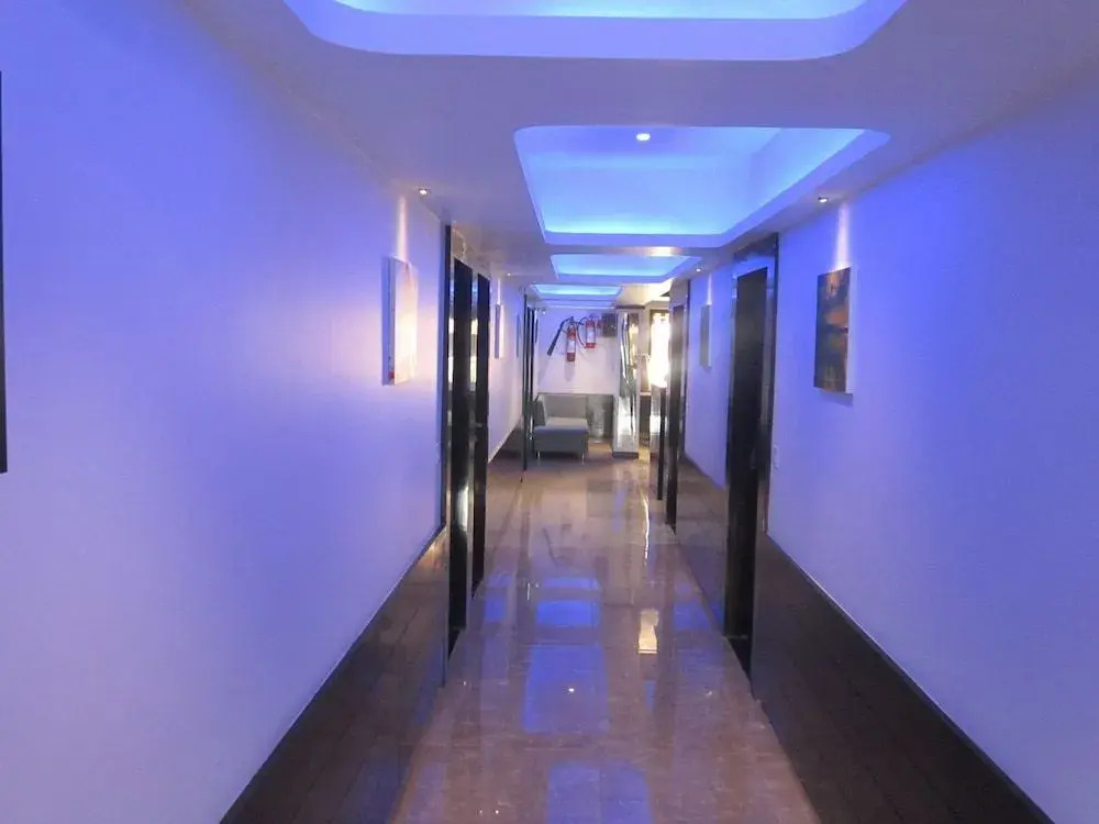The Metro Park Hotel