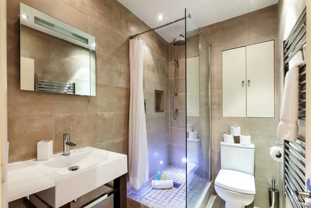 Lovely 1bed W/patio - 10 Mins From Hyde Park
