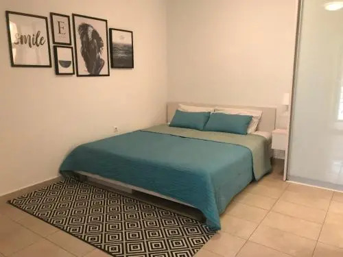 Studio Apartments Lace