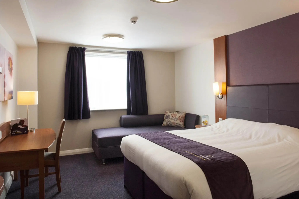 Premier Inn Dudley Town Centre