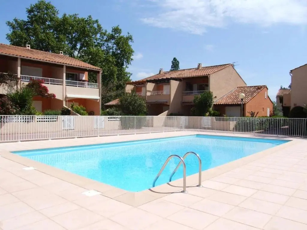 Maison Le Lavandou, 2 pièces, 6 personnes - FR-1-610-55