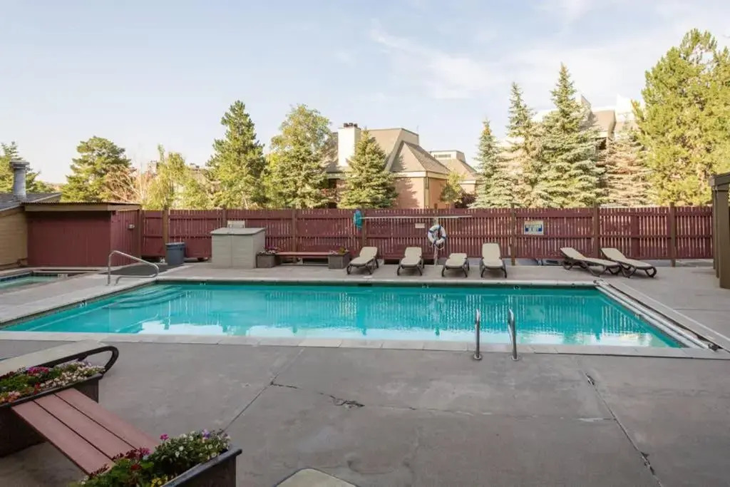 #213 1br Snowcrest Condo Walk 2 Lift