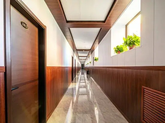 Qianyuan Quiet Hotel