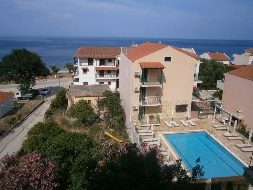 Petros Studios