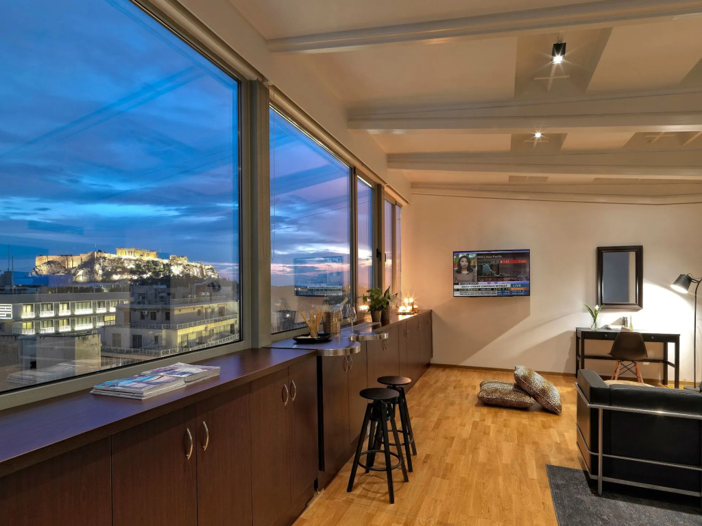 Aria Acropolis Suites