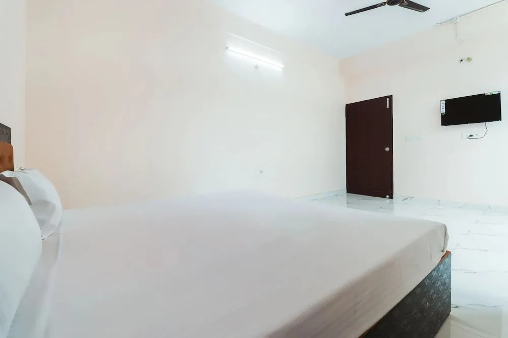 Goroomgo Shubh Lagan Inn