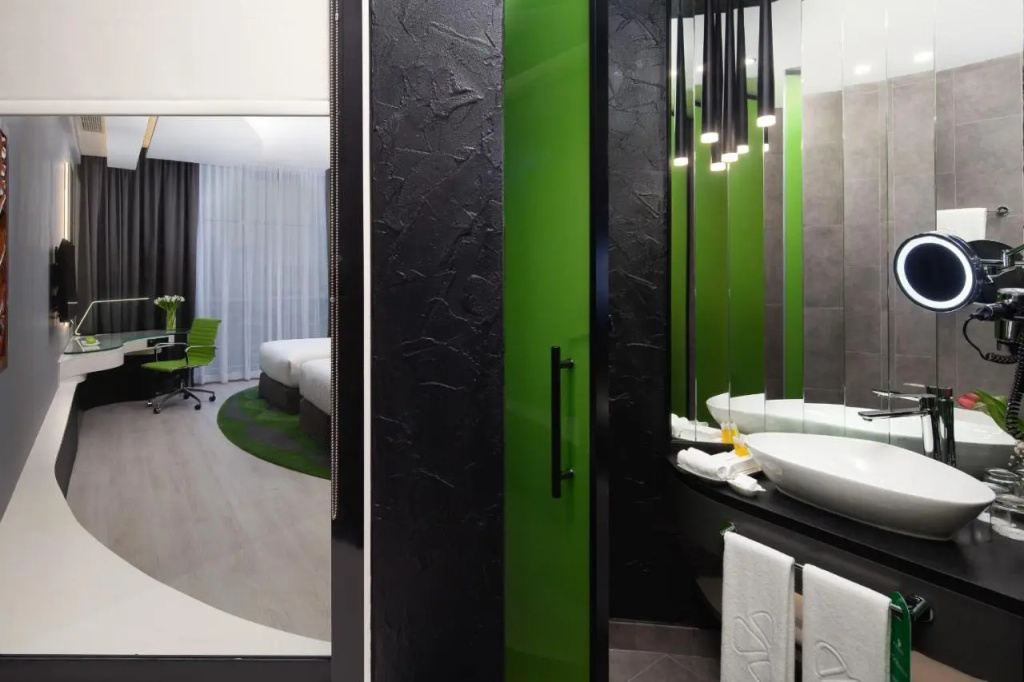 Al Khoory Sky Garden Hotel
