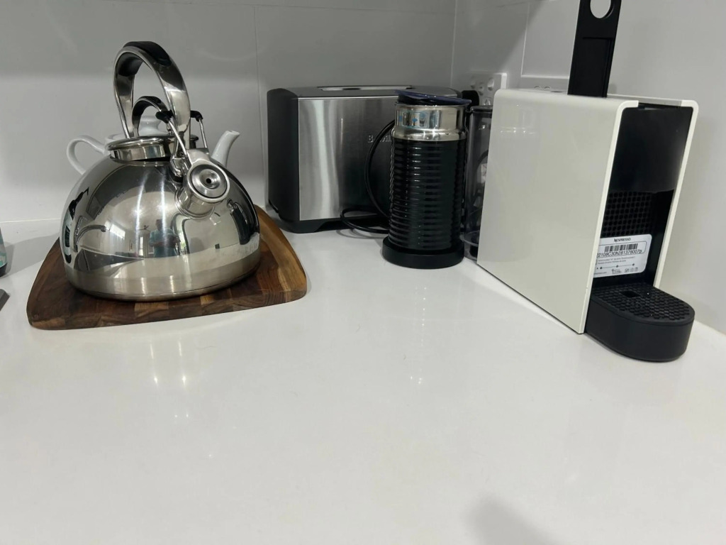 Bushland setting close to Sydney CBD- stand alone apartment