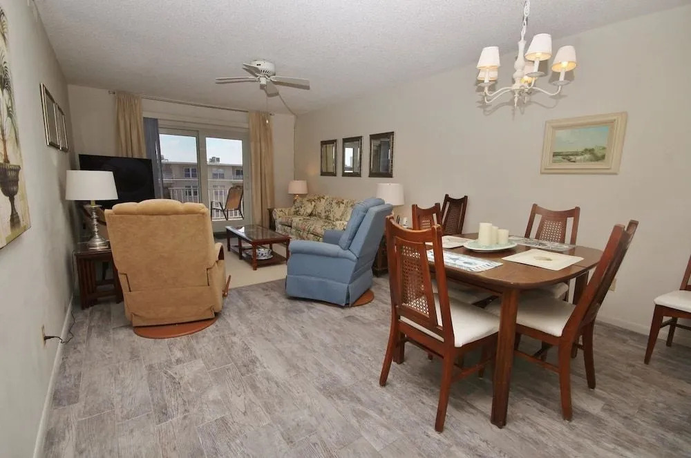 Sea Coast Gardens II 511 Apartment 2
