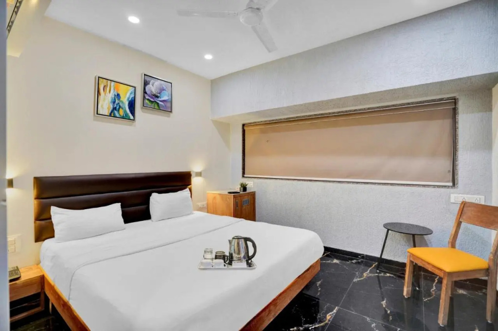 Hotel Pearl Residency
