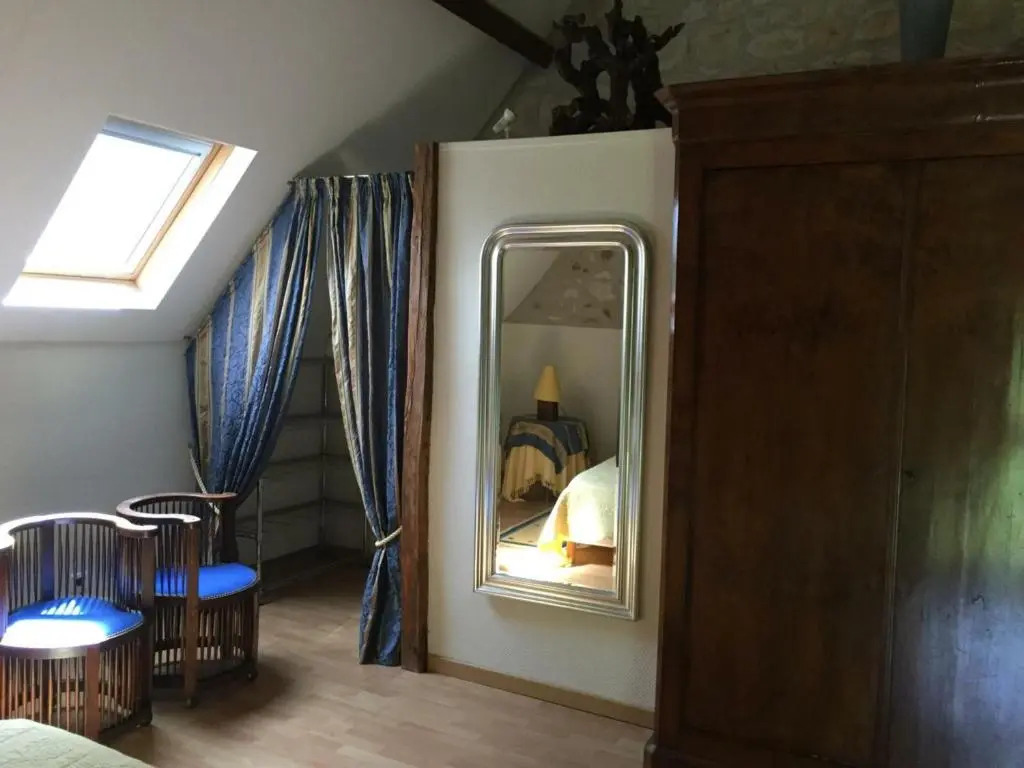 Gîte de charme dans la forêt de Chinon avec jardin clos - FR-1-381-188