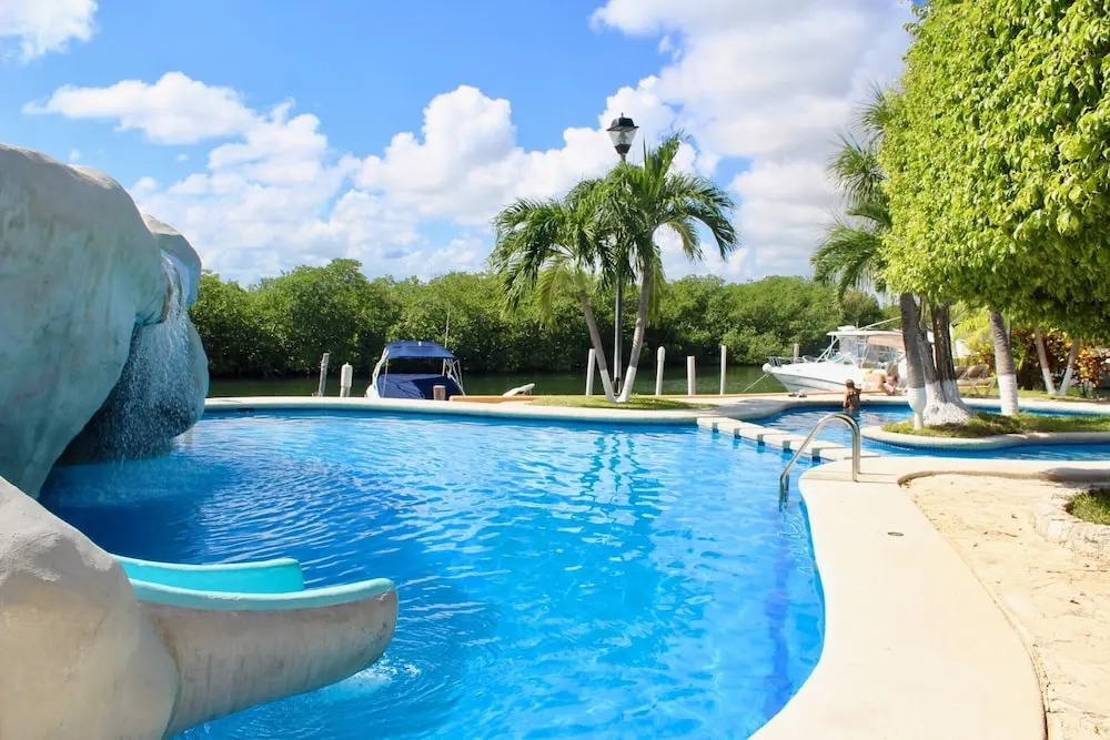 Stunning Residence 4 Bedrooms, AC, WiFi