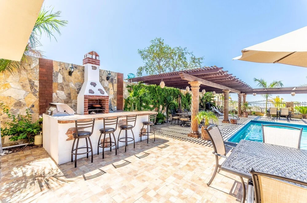 Spacious 4 Bachelor/ette W/free Cook: Finca Tezal