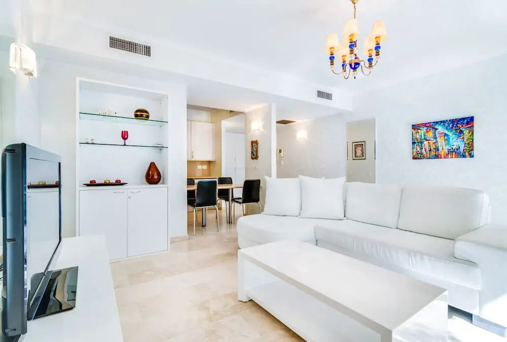 Mamilla Pool - Davids Village - Jerusalem-Rent