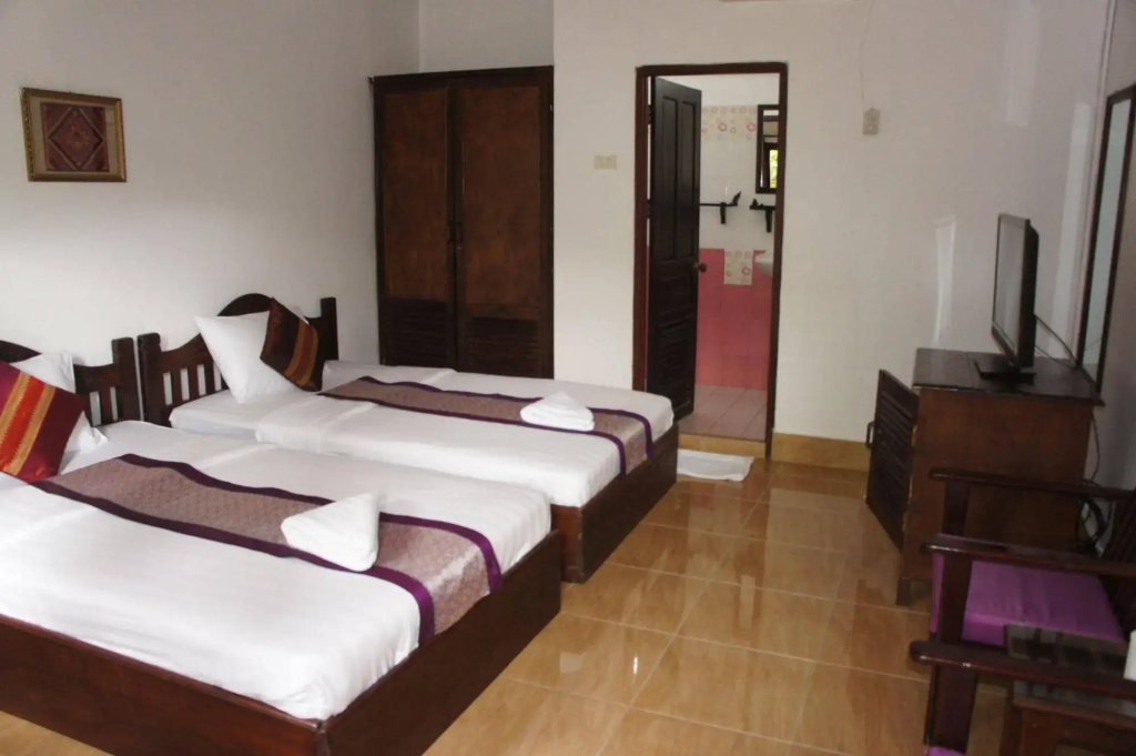 Suksavanh River Hotel