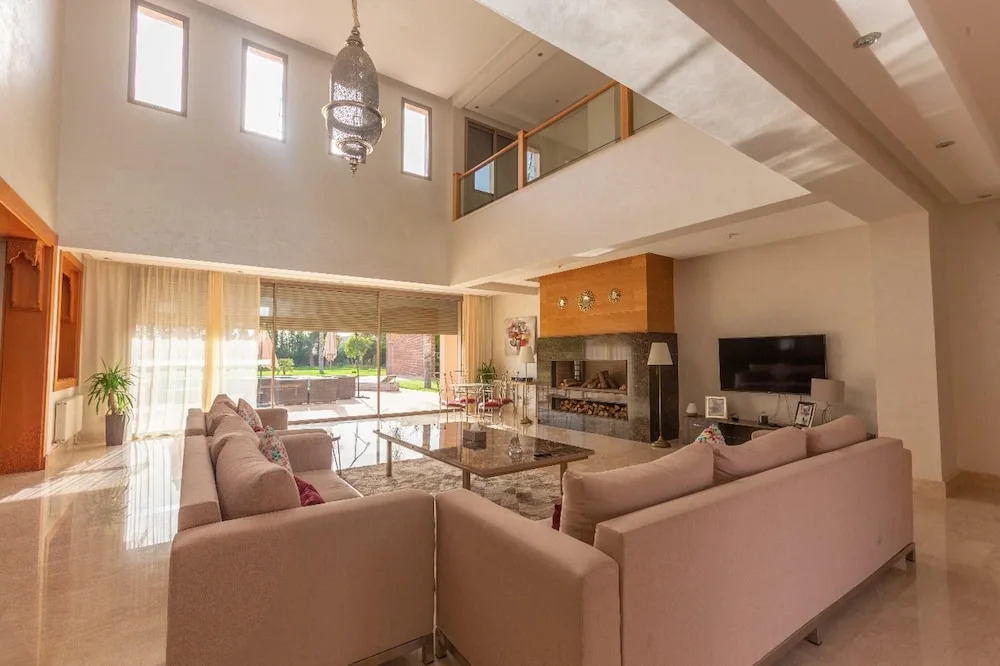 Villa With 7 Bedrooms in Marrakech, With Wonderful Mountain View, Priv