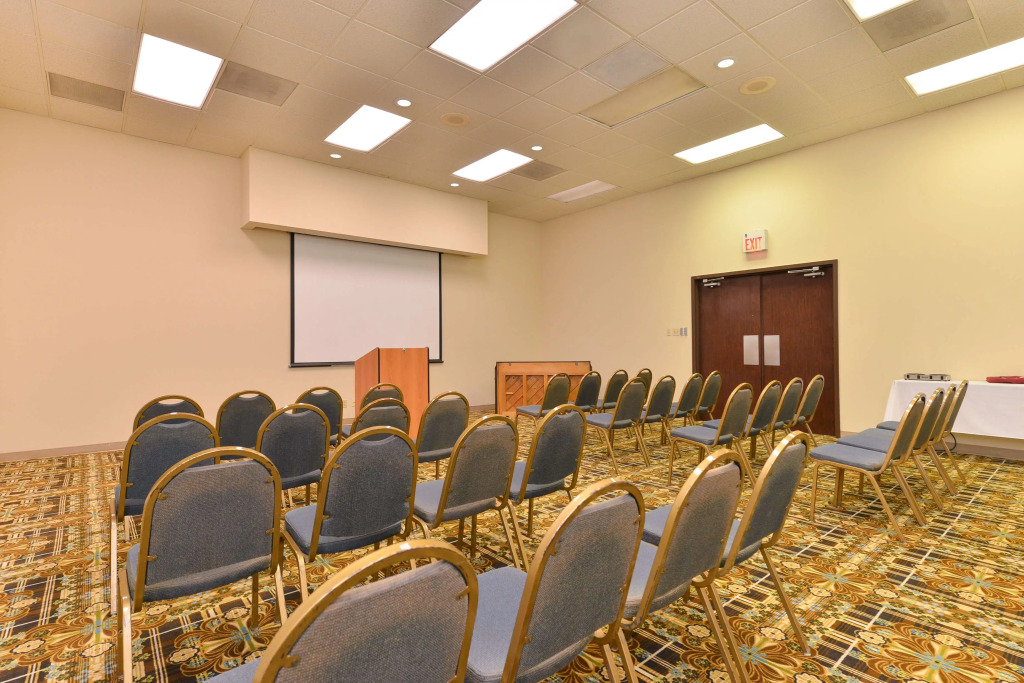 Americas Best Value Inn and Suites Victoria