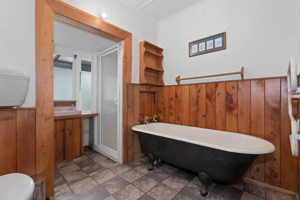 Beachy Bach - Mangawhai Heads Holiday Home