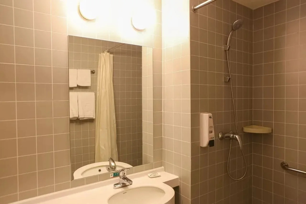 Jinjiang Inn (Tianjin Binhai International Airport Huaming Industrial Park)