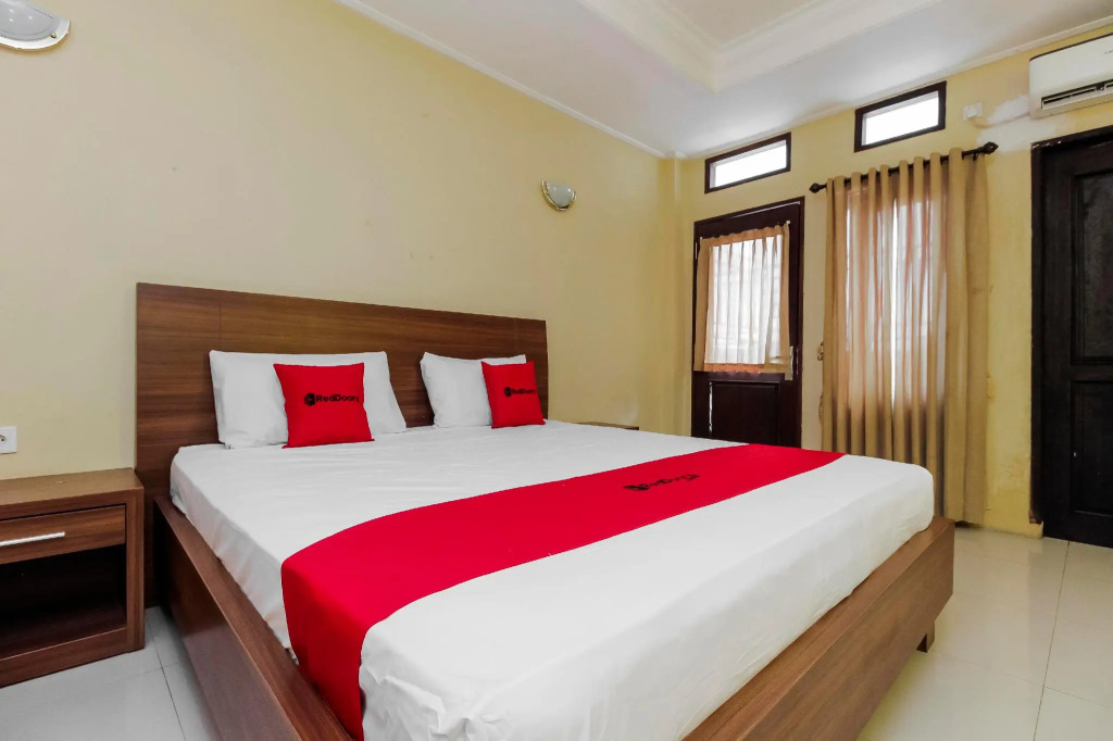 RedDoorz near Taman Samarendah Samarinda