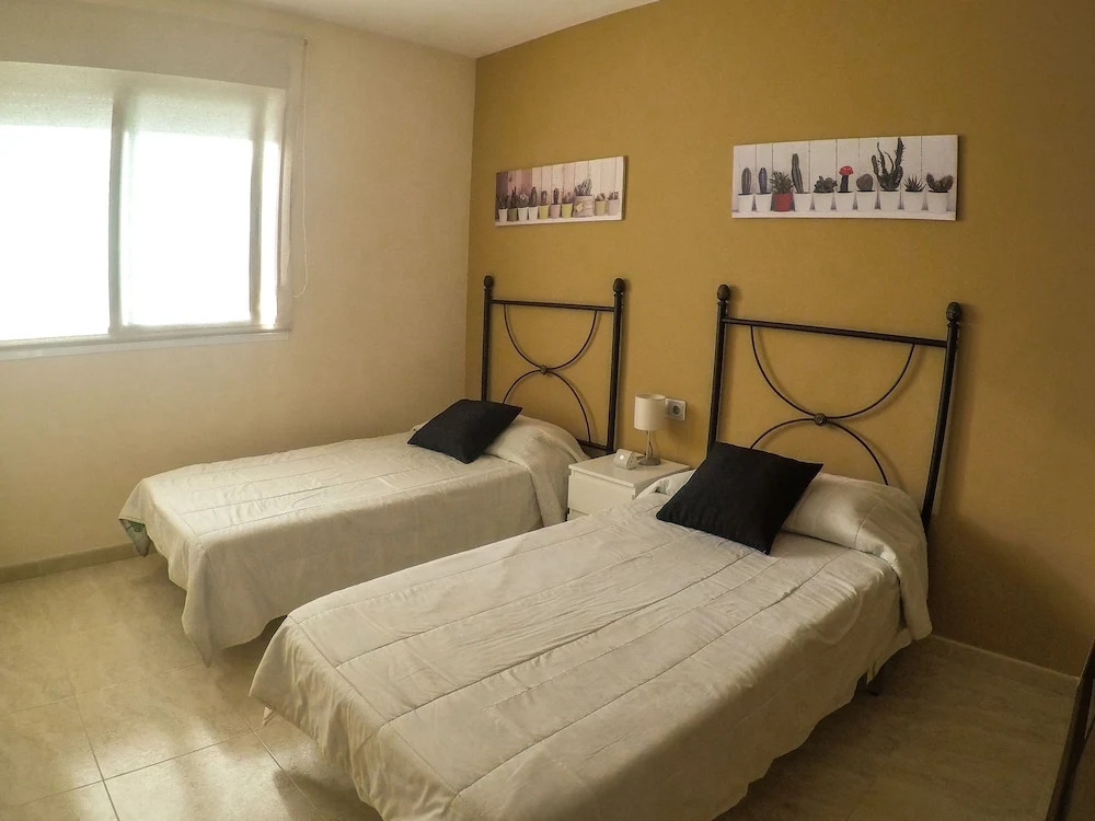 Cozy Apartment near Beach
