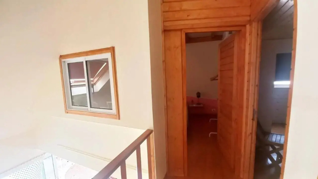 Beach penthouse with rooftopbar and Fiber WiFi, spectacular 180 degrees ocean view