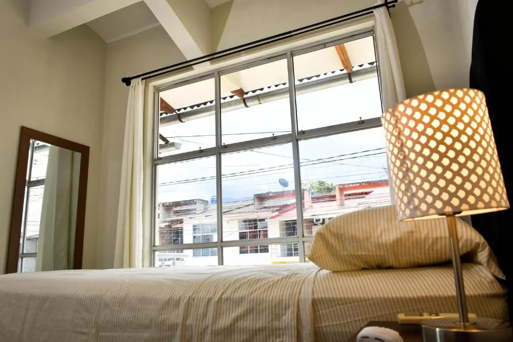 Hermoso Chalet en la ciudad de Tarapoto con 3 dormitorios, ideal para familias o grupo de amigos, hasta 6 personas