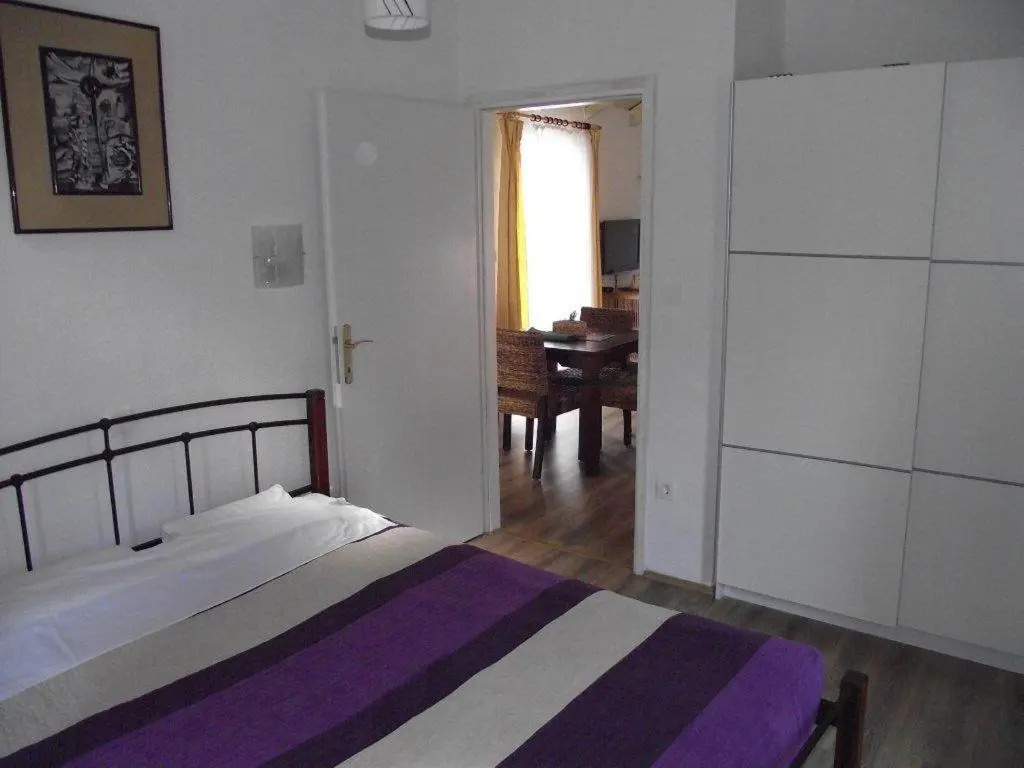 Apartments Dobrinj