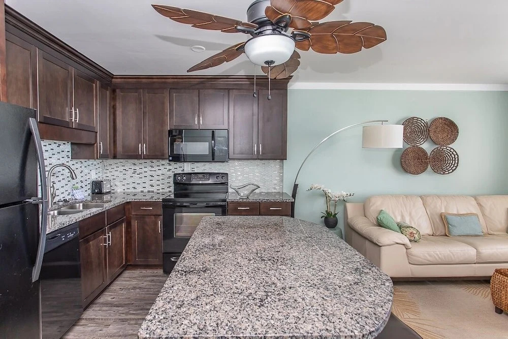 Royal Garden Resort 903 2 Bedroom Condo by RedAwning
