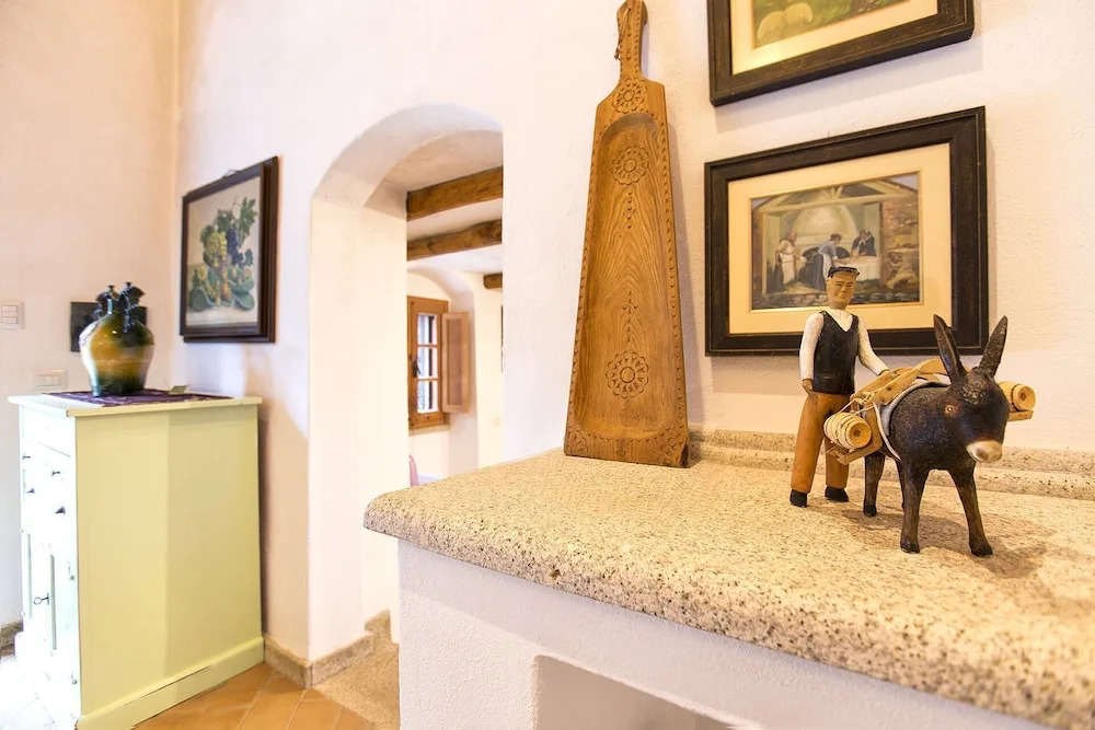 Cottage Asaje - See View and Exclusive Swimming Pool