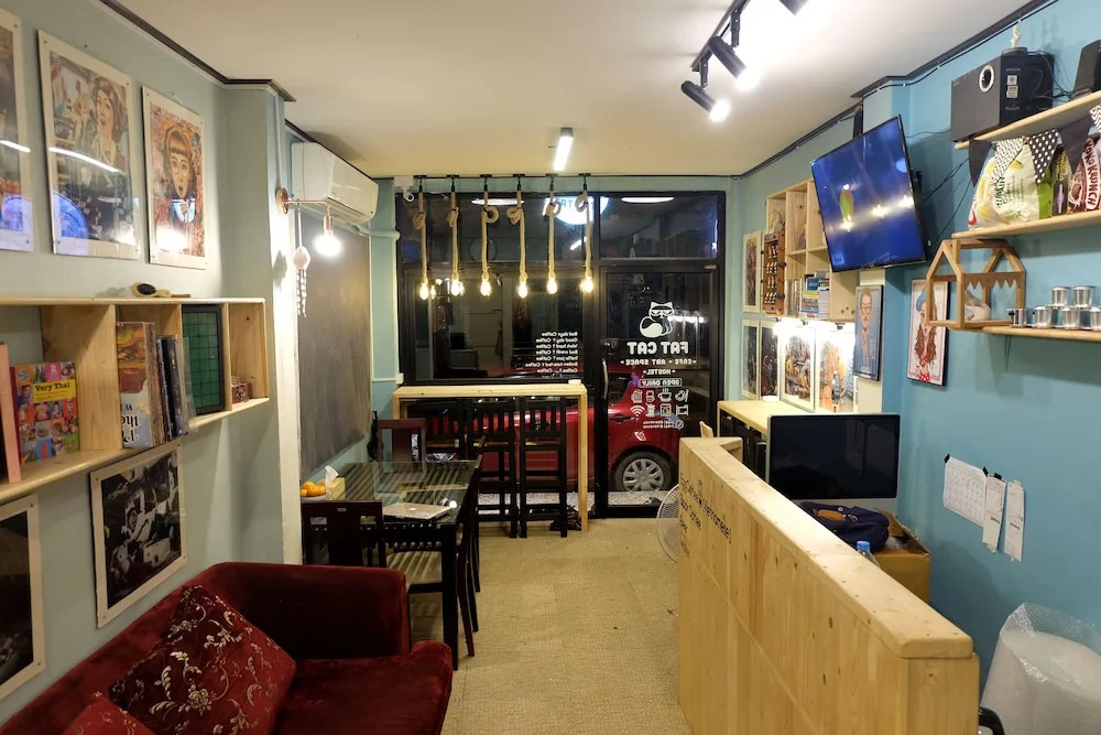 Fat Cat Hostel