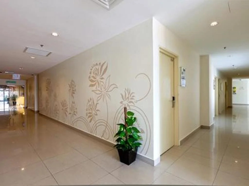 Tropical Hotel Kota Damansara