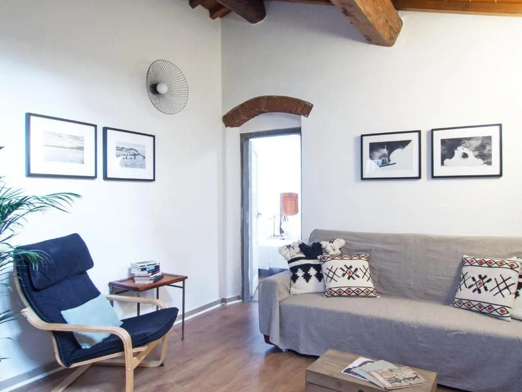 Lovely Apt 3min Walk to Ponte Vecchio