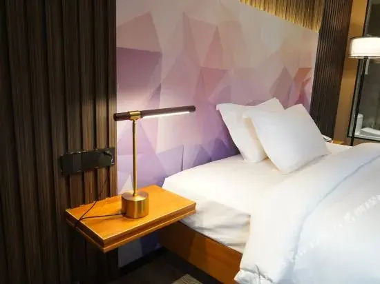 Joy Hotel