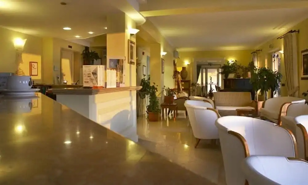 Lions Hotel