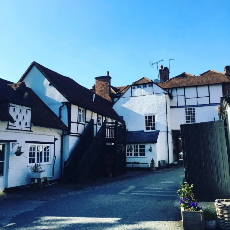 George & Dragon Hotel