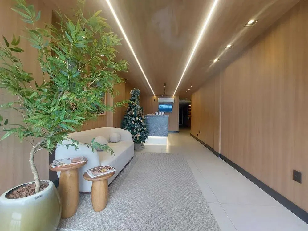 VHome Flat Hotel