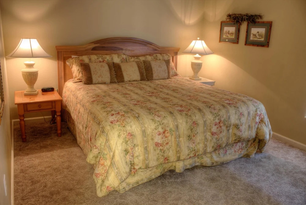 Whispering Pines 334