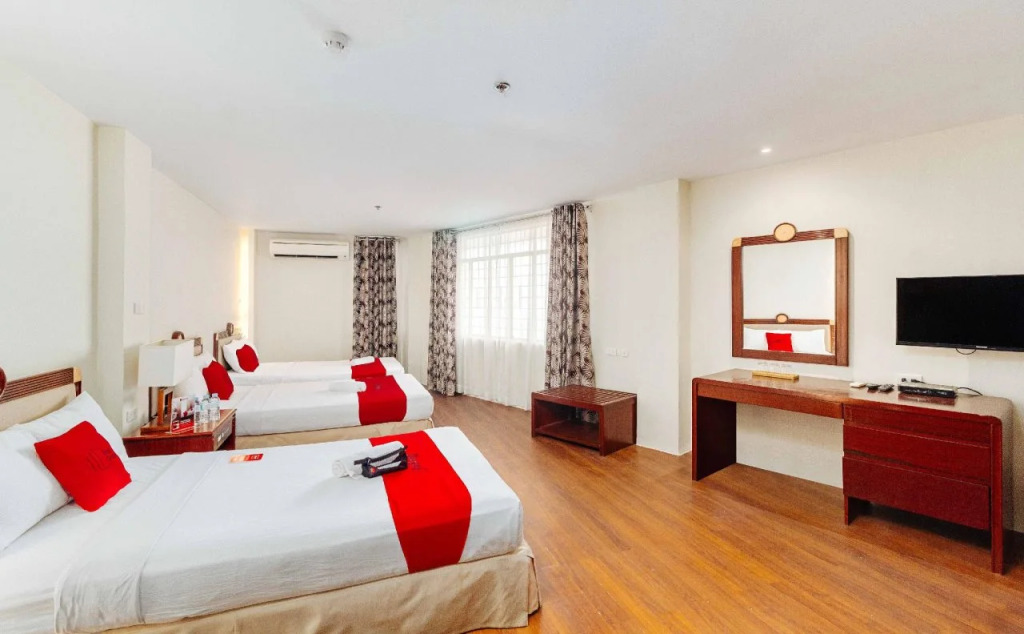 RedDoorz Plus near Mango Avenue Cebu
