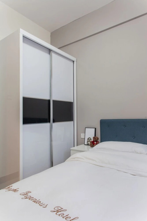 Xinguang Apartment