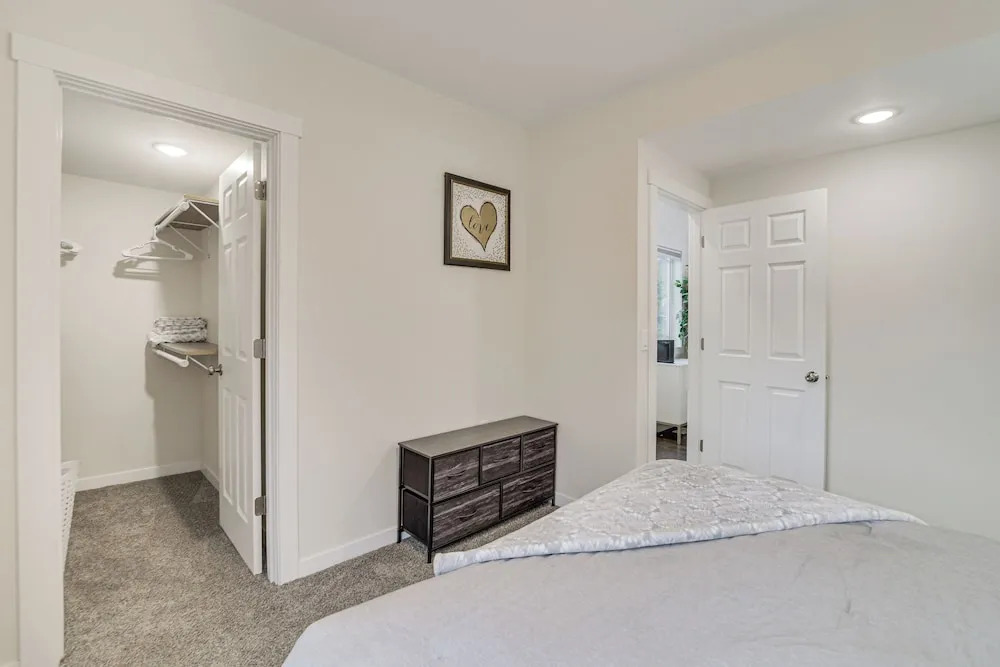 Dog-friendly Home < 1 Mi to Downtown Fargo!