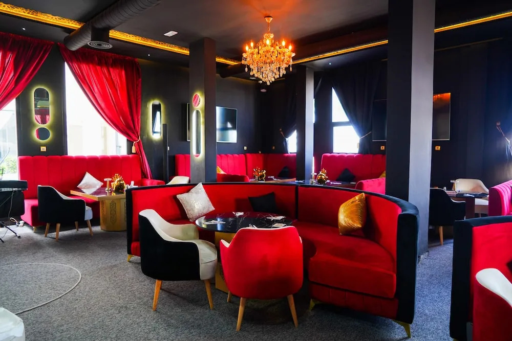 Great Holiday Apart-Hotel & Penthouse
