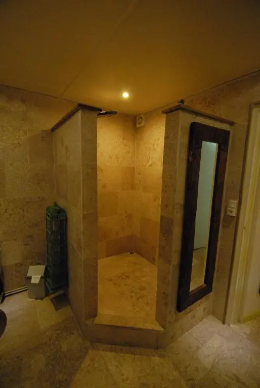 VeLouThim Apartments
