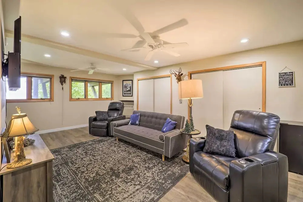 Ski, Hike & Relax: Beech Mtn Gem w/ Sweeping Views