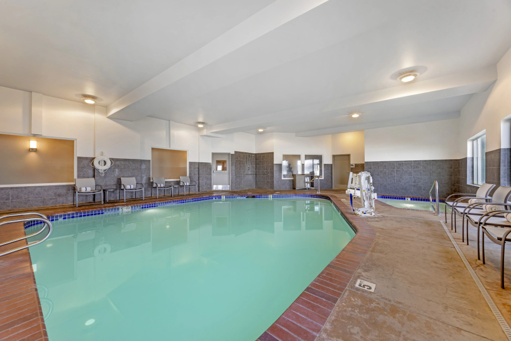Holiday Inn Express Hotel & Suites Astoria by IHG