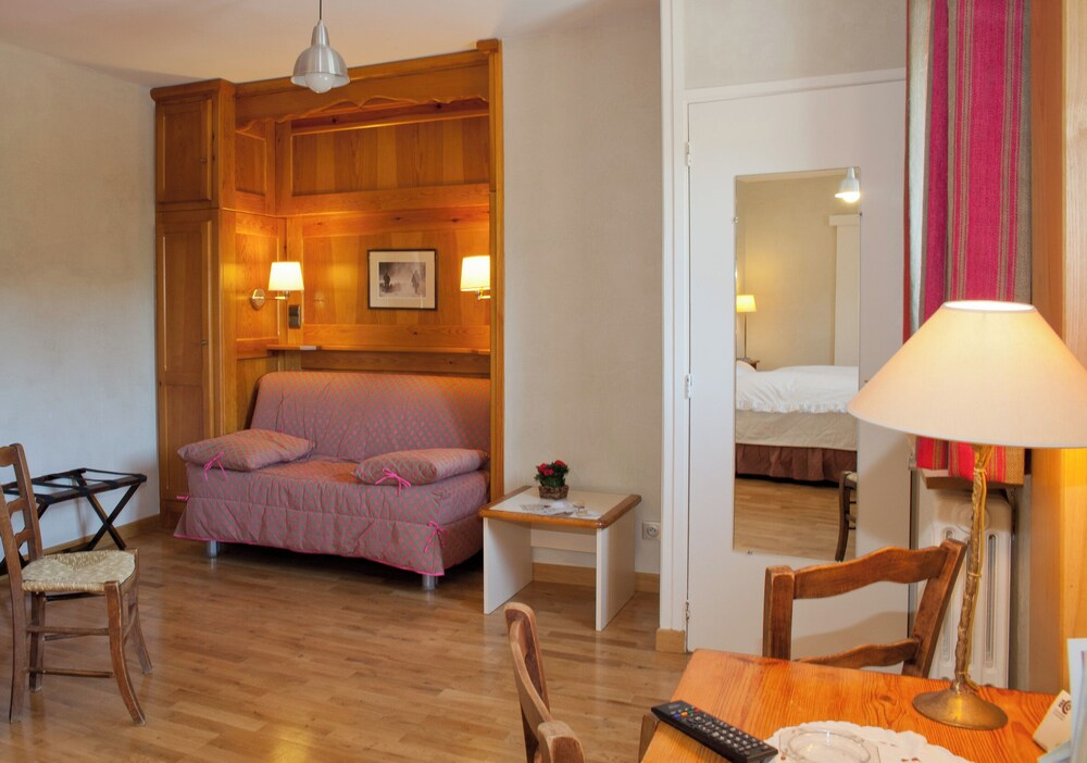 Hotel Restaurant de charme La Lozerette - Proche Florac