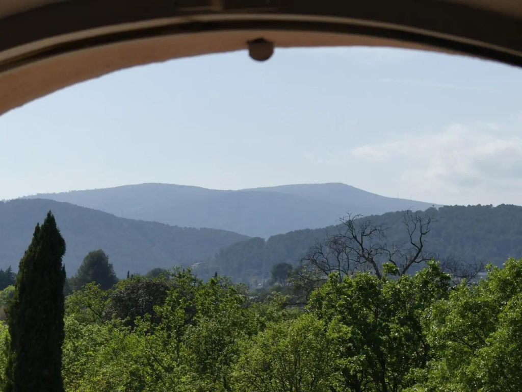 Le charme d'une vieille bastide provençale