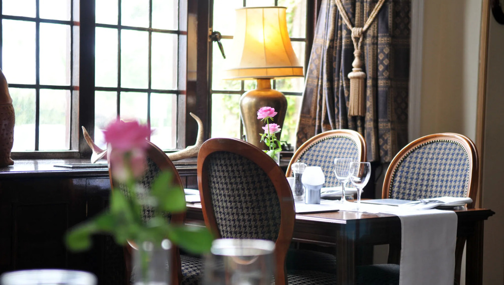 Royal Marine Hotel, by Highland Coast Hotels