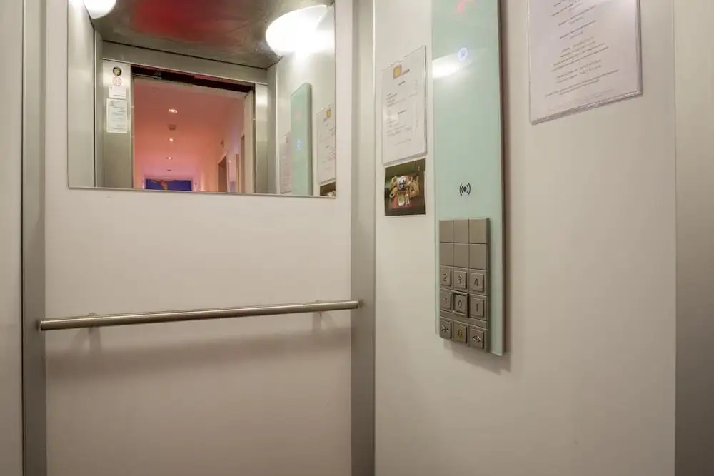 Hotel Ambassador