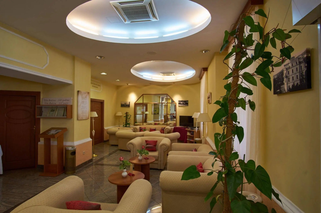 Hotel Vila Ružica- glavna zgrada i depandanse
